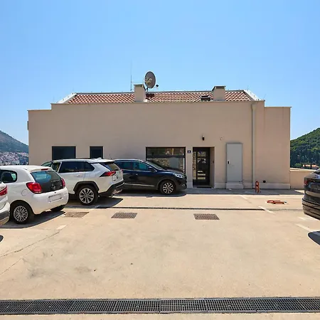 Hedera Estate Hedera A48 Dubrovnik